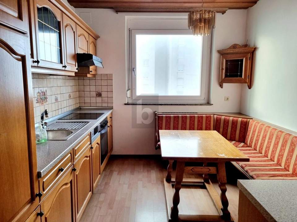 KAPITALANLAGE MIT LICHT, UMBAUOPTION UND EIGENEM TIEFGARAGENSTELLPLATZ