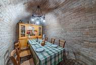 WOHNEN UND ARBEITEN IN EINEM - EXKLUSIVES LOKAL/WEINKELLER MIT WOHNUNG & DACHTERRASSE!
