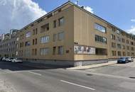 Günstig einsteigen, schön wohnen: 3- Zimmerwohnung mit Loggia zum Bestpreis