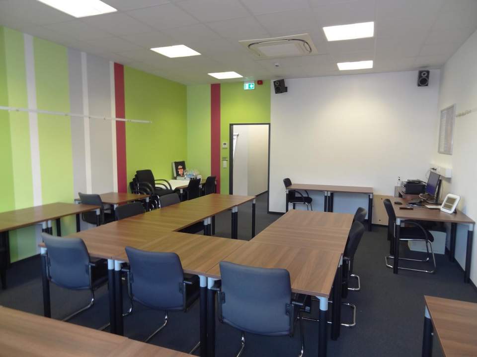 Büroflächen in verkehrstechnisch sehr guter Lage von Hall in Tirol mit ca. 130m² zu mieten