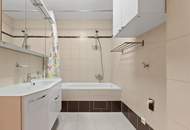 Helle Dachgeschosswohnung mit Terrasse in Linz