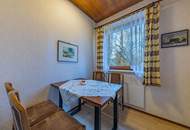 GEPFLEGTES HAUS MIT PHOTOVOLTAIK, POOL UND UNVERBAUBAREM AUSBLICK