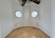 Adventsaktion: Provisionsfrei! Dachgeschoss-Turm-Wohnung in einer historischen Altbau-Villa mit 5 Meter Raumhöhe | Lift I