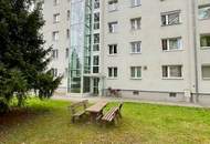 Teilmöblierte 3,5-Zimmer-Wohnung mit Wintergarten - verfügbar ab August 2026