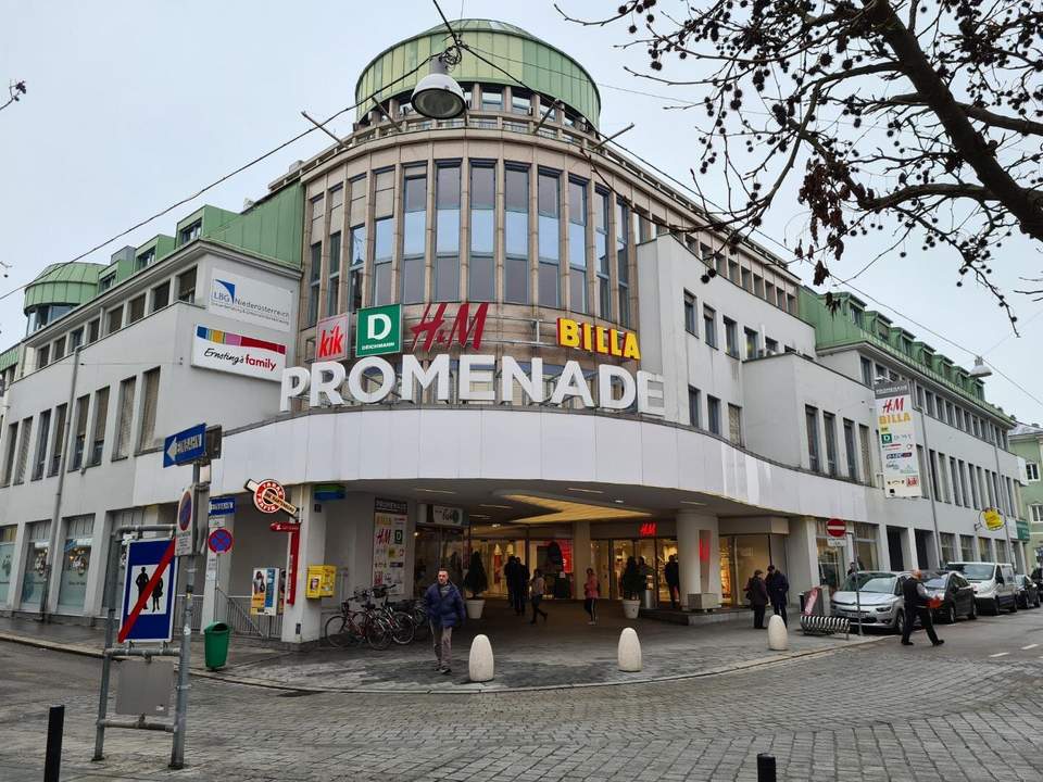 Traumstandort: Ladenfläche im Einkaufszentrum bei Billa und H&amp;M