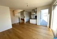 Wunderschöne Dachgeschosswohnung mit großer Terrasse und Wintergarten!