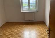 3-Zimmer-Wohnung in Ampflwang | 50 m² | Ruhige Lage nahe Ortszentrum | Günstige Gesamtmiete & Sofortbezug!