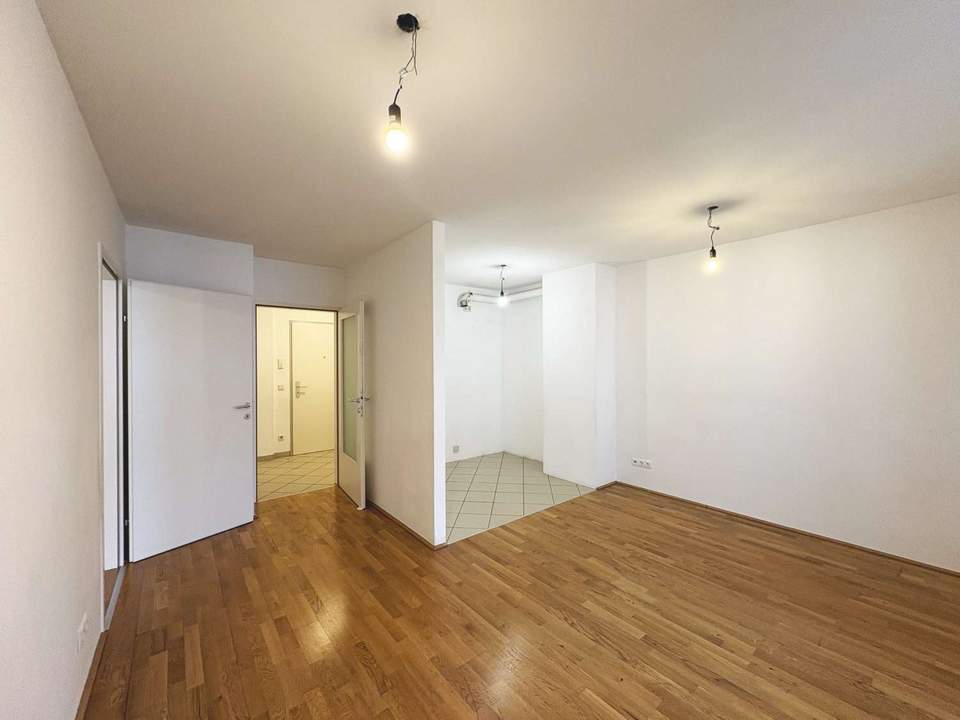 Helle 2-Zimmer-Wohnung mit Veranda in der Tivoligasse!