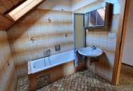 Sonnige 3 Zimmer Dachgeschosswohnung in traumhafter Lage