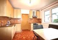3-Zimmer-Bungalow auf 870 m² Grund mit neuem Dach und Pelletszentralheizung
