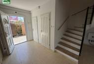 Elegant Wohnen im Grünen! Großzügige Doppelhaushälfte mit Terrassen, Garten und 2 Parkplätzen.