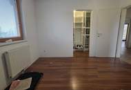 Idyllisches Einfamilienhaus in Gänserndorf: 5 Zimmer, Pool, Balkon &amp; mehr!