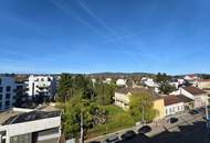 Attraktive 4-Zimmer-Dachgeschosswohnung mit Süd/West-Terrasse - Schöner Weitblick - Klimaanlage