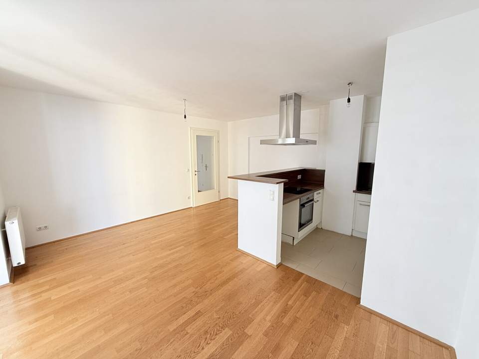 Gute geschnittene 2-Zimmer Wohnung in urbaner ruhe Lage!