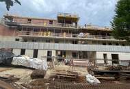 GRAZ Geidorf: Penthouse mit 111m² Wohnfläche mit mind. 3 Schlafzimmern und 37m² großer Terrasse: Sehr gute Lage, 15min mit dem Fahrrad zum LKH oder Uni