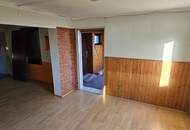 Sanierungsbedürftiges Haus mit Potenzial in attraktiver Lage - ab sofort verfügbar!