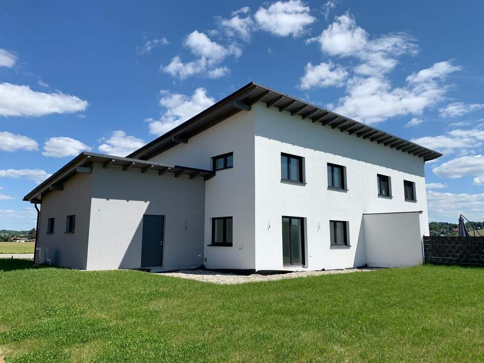 Familientraum in ruhiger und sonniger Lage nahe Schärding