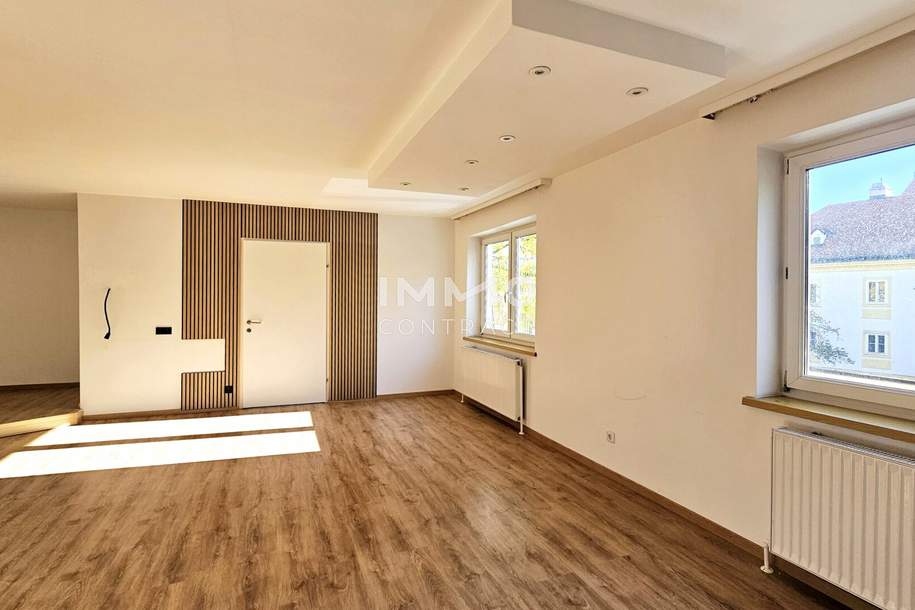 Sonnige, sehr große 4-Zimmer-Wohnung - zwei Bäder, große Küche - im Zentrum von Laxenburg, Wohnung-kauf, 424.000,€, 2361 Mödling