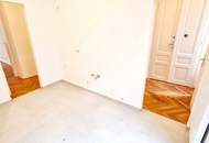 WOW! Traumhaft sanierter Erstbezug mit Balkon! 3 Zimmer + TOP-Lage + TOP Anbindung + Ruhige Seitengasse + Wunderschönes Altbauhaus! Jetzt zugreifen!
