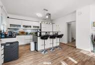 "Einfamilienhaus mit Pool, Terrasse und Wohnkeller in ruhiger Siedlungslage"