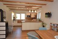 Modern saniertes Wohnhaus mit viel Platz in Mank