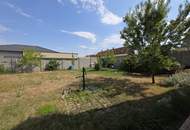 Modernes Miethaus mit uneinsehbarem Garten und Terrasse