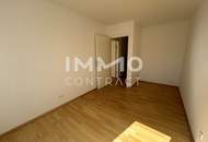 ERSTBEZUG - 4 Zimmer DG Wohnung mit Freifläche