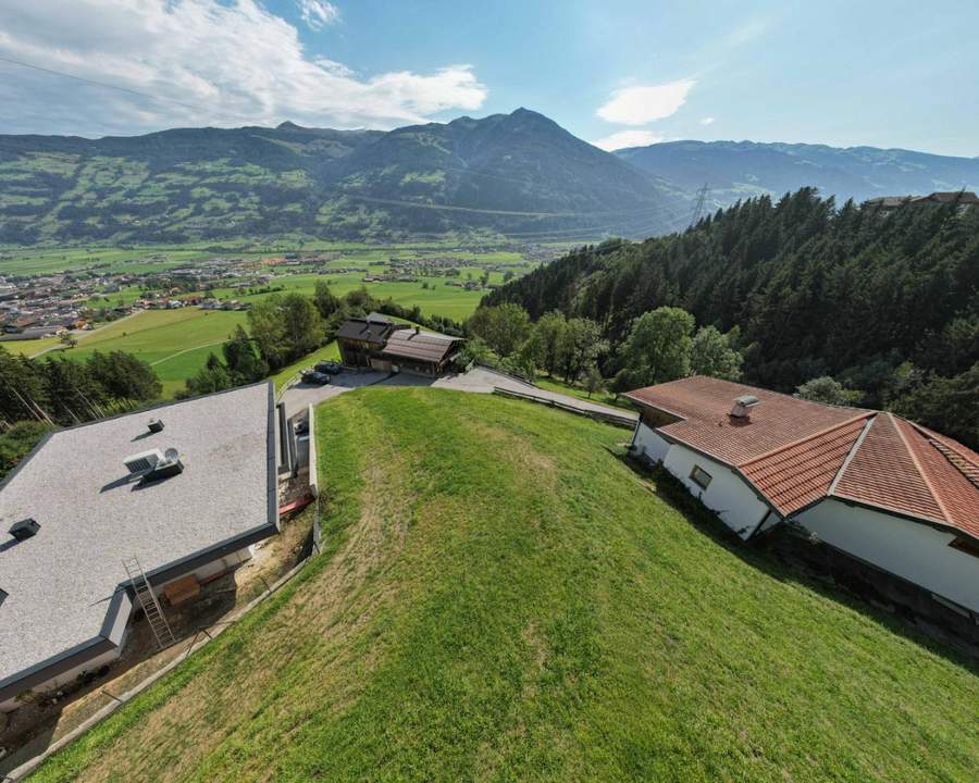 Naturnahes Baugrundstück in beliebter Wohnlage – Großzügiges Bauprojekt möglich!