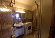 Charmante, ruhig gelegene 3 Zimmer-Wohnung, zentral begehbar, mit Balkon - WG geeignet