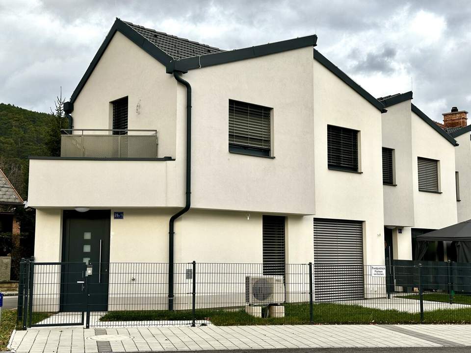 Neubau-Reihenhäuser in Markt Piesting – nur 35 Min. von Wien