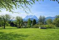 Sonniges Baugrundstück mit Grimming-Blick
