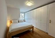 Bregenz - Zentrale Innenstadtlage, auf fast 90 m2 Wohnfläche, 3. Stock, Aussicht von 2 Balkonen auf die Dächer der Stadt.