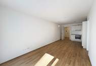 ERSTBEZUG - geräumige Balkonwohnung - Innenhoflage - UBahnnähe