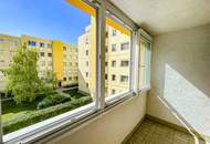 Modernisierte Wohnung mit sonniger Loggia inkl. Heizung!