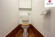 Sanierungsbedürftige 2 Zimmer Wohnung | Loggia ca.11,86m² | 1. Liftstock