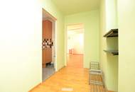 Helle 3-Zimmer-Wohnung mit französischem Fenster, Lift & vollausgestatteter Einbauküche