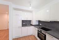 Ab sofort verfügbar in der Koloniestraße! Top-moderne 2 Zimmer Wohnung mit 6m² Balkon!