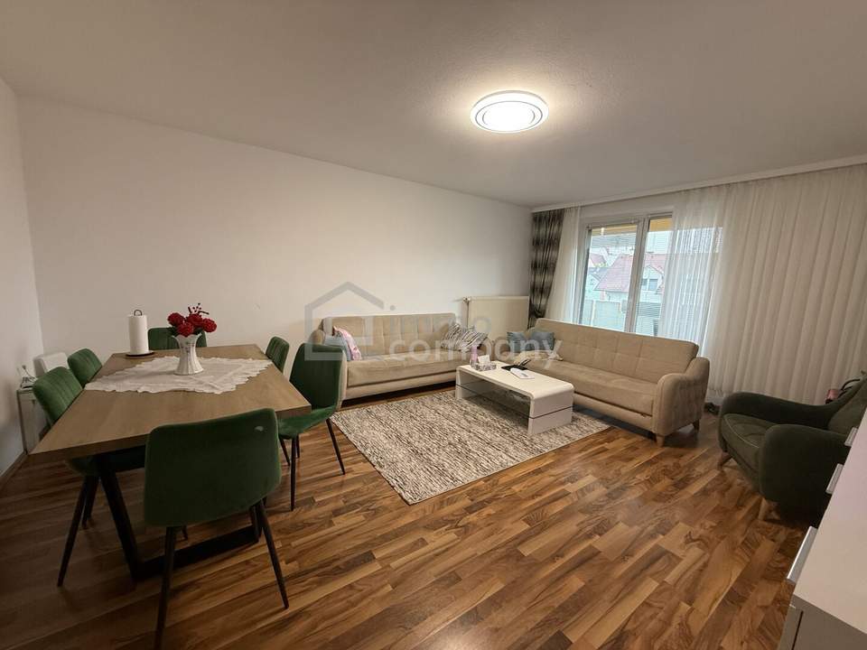 3-Zimmer-Wohnung mit Balkon in zentraler Lage – Nähe Panoramapark Neunkirchen