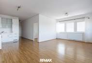 Moderne 3-Zimmer-Wohnung mit sonnigem Balkon und Traunsteinblick