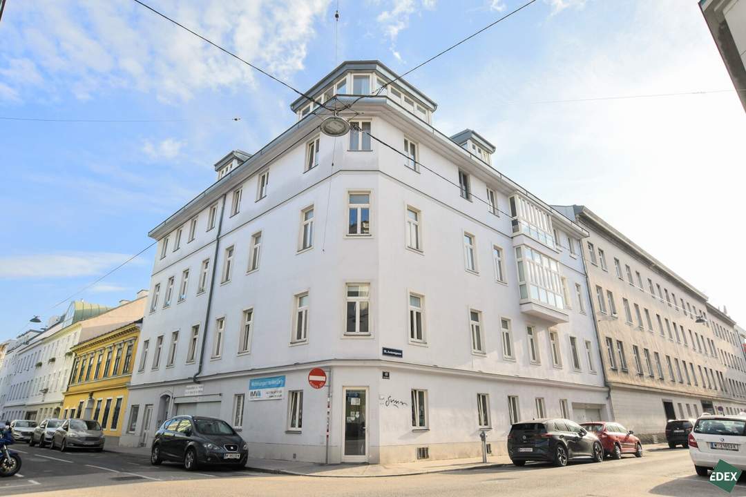 Stapelparker in der Antonigasse zu verkaufen