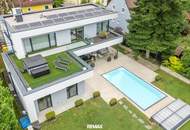 Beeindruckende Designer-Villa mit Pool und Poolhaus zum Soforteinzug!