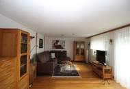 Wohnhaus mit 8 Zimmern auf 269 m² Wohnfläche in Pregartner Ruhelage