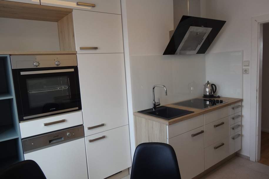 7000 Eisenstadt-Zentrum neu renovierte 67m² drei Zimmer Wohnung mit herrlichen Fernblick., Wohnung-miete, 698,00,€, 7000 Eisenstadt(Stadt)