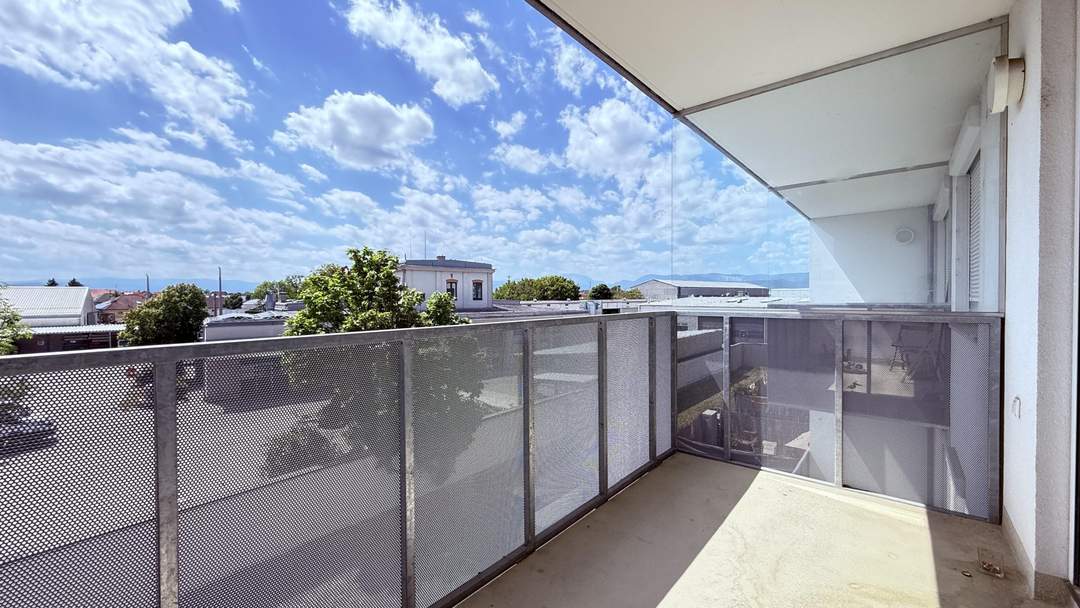 Beim Akademiepark!!! Top-moderne Neubauwohnung mit 7m² West-Loggia