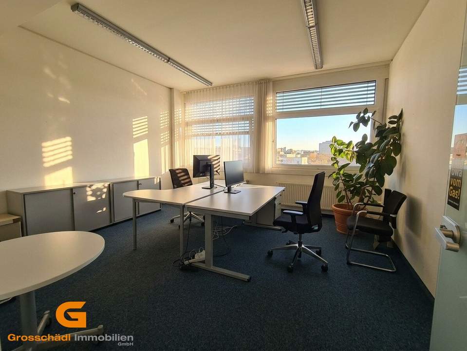 Stadtteil Parsch: Moderne Büroeinheit im Büro- und Geschäftszentrum mieten