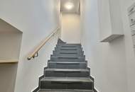 Ehemaliger Heuriger in den Sooßer Weingärten mit 2 Wohneinheiten und riesigem wundervollem Garten