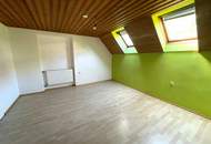 Zweifamilienhaus in attraktiver Donau-Nähe – Viel Platz für zwei Generationen