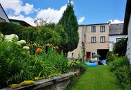 Geräumiges Wohnhaus mit großem Garten und angrenzendem Fischteich