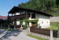 Zweifamilienhaus mit Holzwerkstatt, Garage und Carport – Wohnen in Top Lage