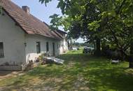 Bauernhaus (stark sanierungsbedürftig) mit viel Grund und kleinem Teich